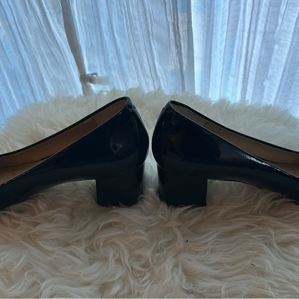 Michael Kors Women’s Dress Shoes - Picture 6 of 7